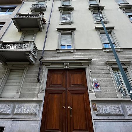 Elegante E Accogliente Appartamento A Torino Extérieur photo